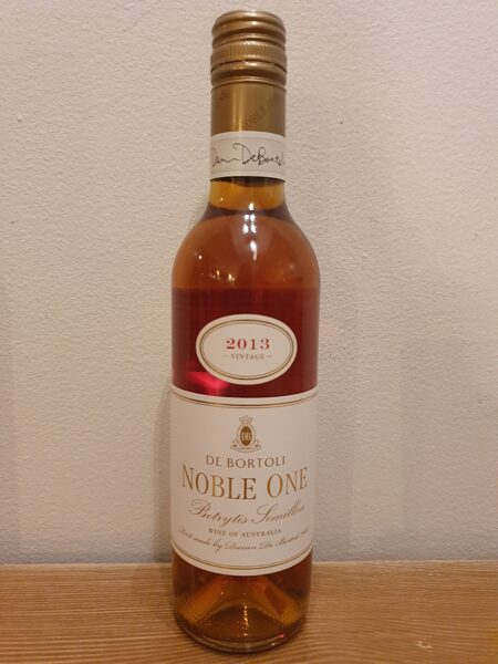 2013 De Bortoli, Noble One, Botrytis Semillon, New South Wales, Australia 0.375L